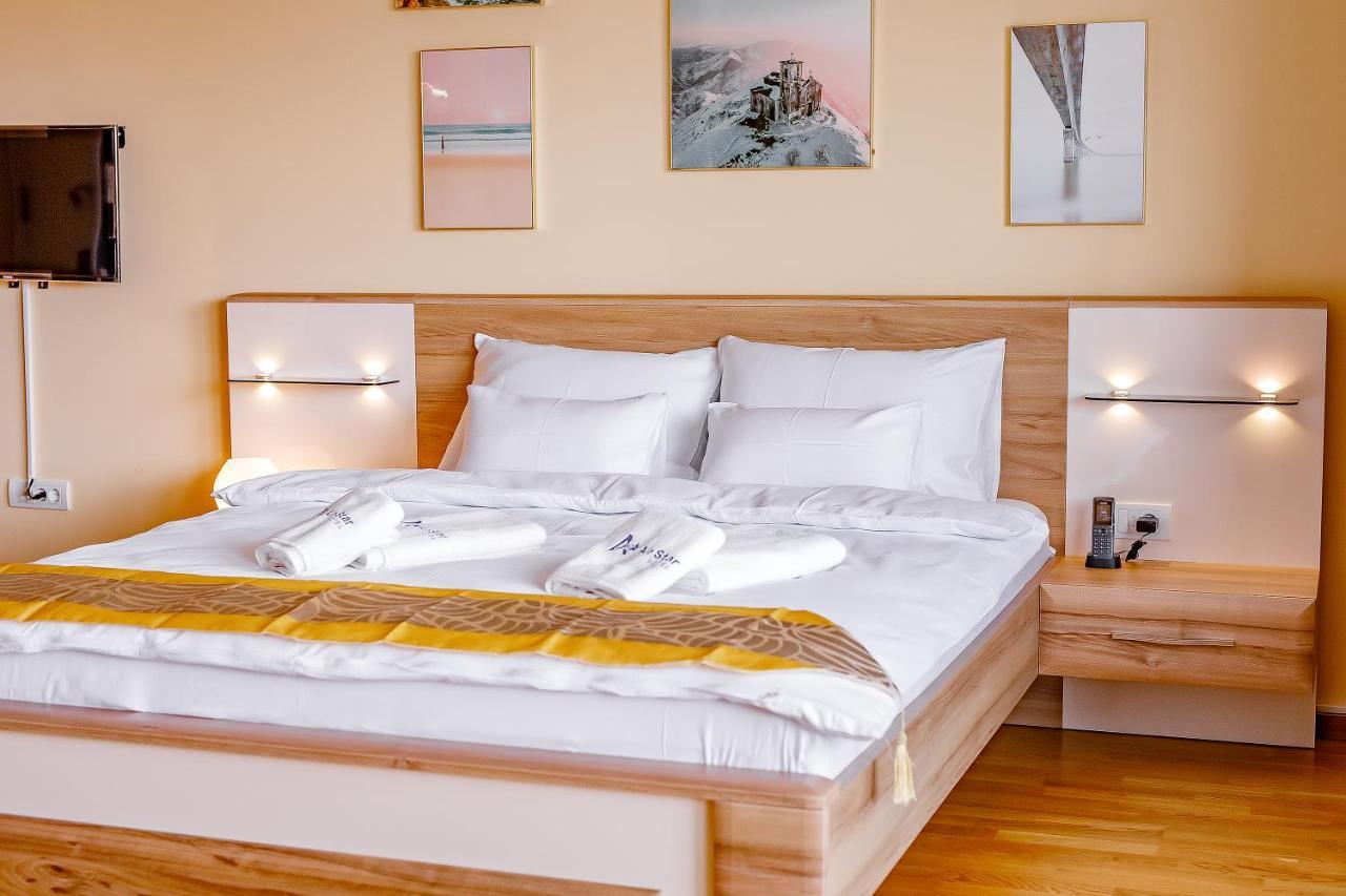 Отель Airstar Surcin Экстерьер фото
