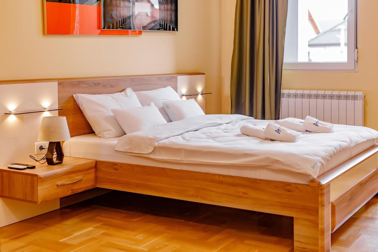Отель Airstar Surcin Экстерьер фото